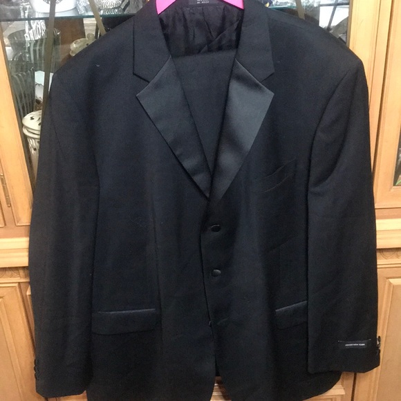 Men’s tuxedo - Picture 3 of 3